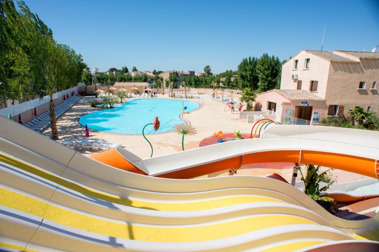 Mobilehome 8 Personnes Avec Clim Situe Aux Sables Du Midi 4*