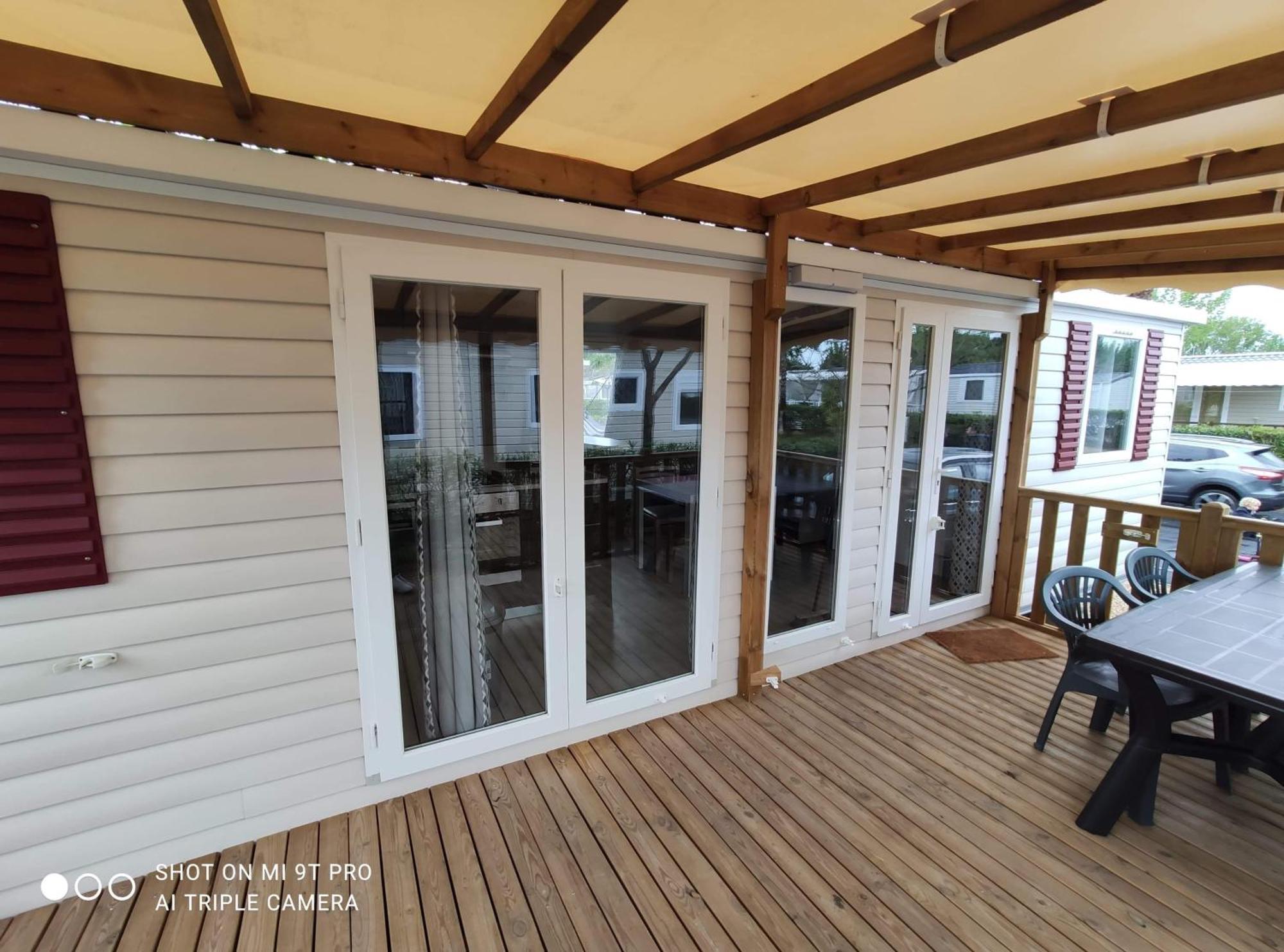 Mobilehome 8 Personnes Avec Clim Situe Aux Sables Du Midi Campsite 4*